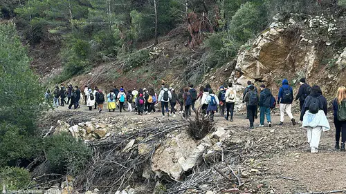 Gençler hem yürüdü hem sosyalleşti