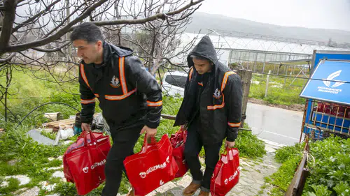 Güzelbahçe 350 Aileye 3 Milyonluk Ramazan Desteği