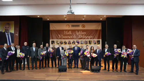 Halk aşıklarından Menemen'de kültür ziyafeti