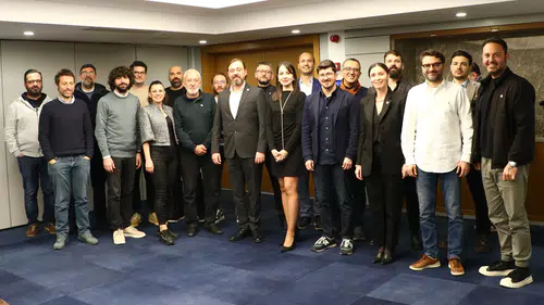 “İzmir, Bölgenin Yaratıcı Merkezi Olabilir”