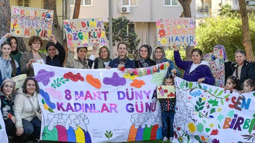 8 Mart Dayanışma Noktalarında kadınların sesi yükseldi