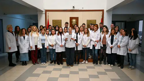 Bornova’da BELGEM Öğretmenlerinden Şiddete İsyan