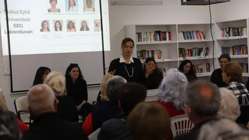 Seferihisar’da “Sağlıklı Yaşlanma” Söyleşisi’ne yoğun ilgi