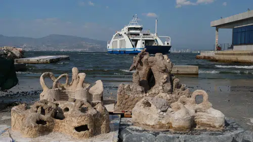 İzmir’de atık midye kabukları yapay resiflere dönüşecek