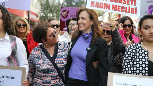 Karşıyaka’da dolu dolu 8 Mart!