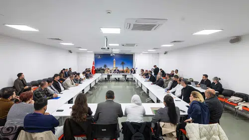 İzmir’de Romanlar için ortak akıl buluşması