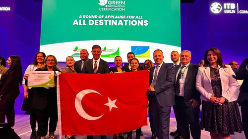 Çeşme’ye sürdürülebilir turizm alanında uluslararası altın ödül