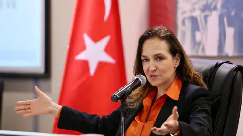 Karşıyaka Belediye Başkanı Yıldız Ünsal'dan Zorunlu Açıklama