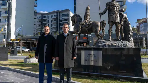 Ali Mahir Başarır Bornova’dan mesaj verdi:“Çözüm CHP iktidarında”