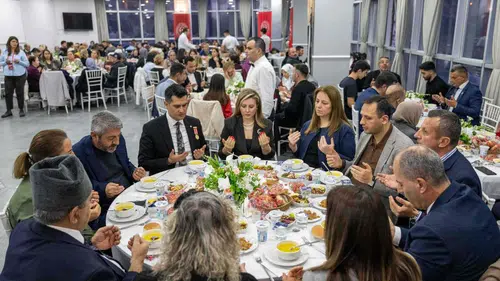 Bornova’da Vefa Sofrası