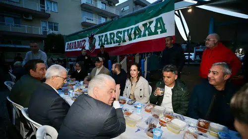 Başkan Ünsal taraftarlarla iftarda buluştu