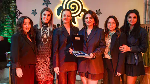 Öznur Tugay: Kadınlar için değişimi güç birliğiyle sağlayalım