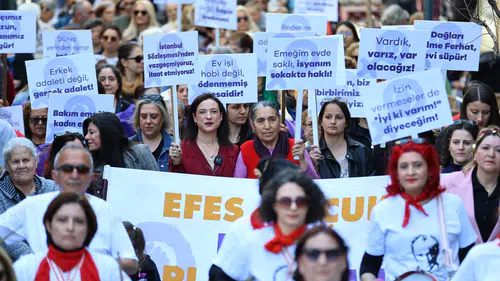 BAŞKAN FİLİZ CERİTOĞLU SENGEL: GÜÇLÜ KADIN, KADINA SAHİP ÇIKAN KADINDIR”