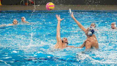 İzmir Büyükşehir Belediyesi sporcuları başarıdan başarıya koşuyor