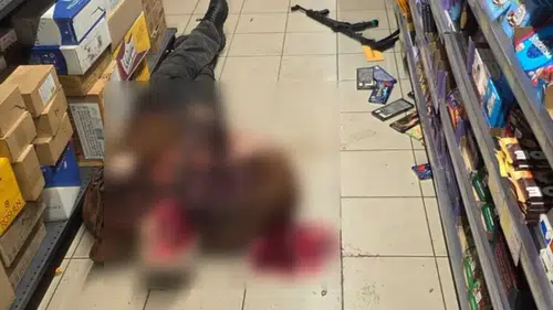 Kiev sokaklarında dehşet anları: Silahlı saldırgan dehşet saçtı, 5 kişi hayatını kaybetti