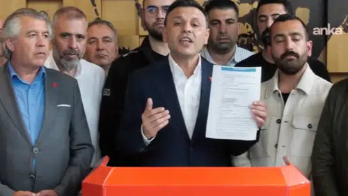 Özgür Çelik’ten operasyon çıkışı: Belgesiyle ifşa etti, 39 ilçede sokağa çağırdı