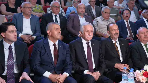 MHP İzmir’de Karabağlar Kongresi: Terörle Mücadelede Keskin Mesaj