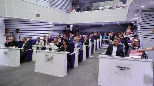 Buca’da ileri yaştaki bireyler için yeni dönem: Üniversite kapıları açılıyor