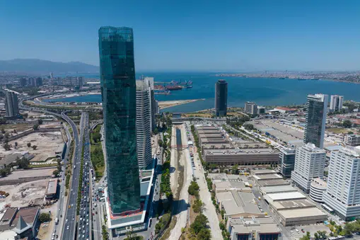 İZSU'dan Meles ve Manda derelerinde temizlik seferberliği