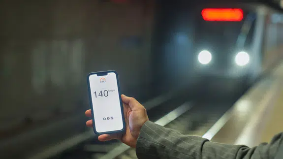 İzmir Metrosu’nda kesintisiz iletişim dönemi başladı