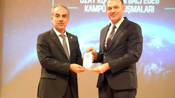 “Uluslararası Uzay Kongresi Kampüs Buluşmaları” Ege Üniversitesi ev sahipliğinde yapıldı