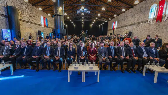 Başkan Tugay büyük altyapı dönüşümünü başlattı