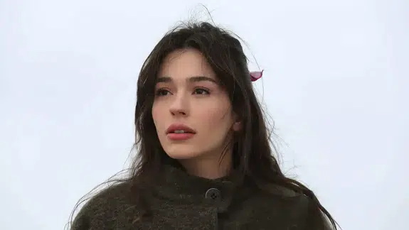 Meltem Akçöl hayatı (kariyeri), boyu ve kilosu ne kadar, Instagram’da kaç takipçisi var, hangi yapımlarda rol aldı?