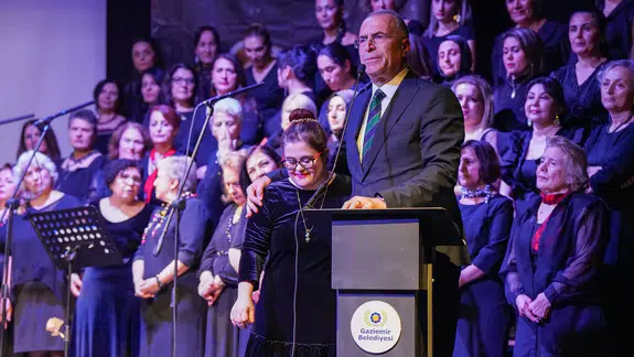 Türk halk müziğinin seçkin eserleri Gaziemir’de yankılandı