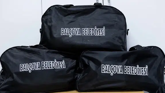 BALÇOVA BELEDİYESİ’NDEN ASKERE GİDECEK GENÇLERE VE AİLELERİNE DESTEK