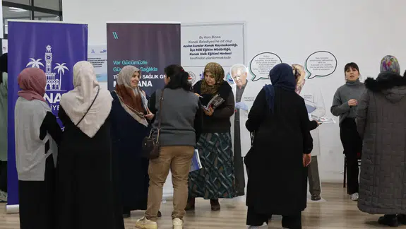 Konak’ta rahim ağzı kanserine karşı bilimsel farkındalık