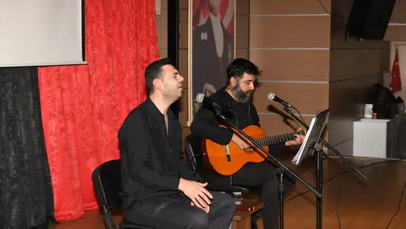 Çiğli’de Sevgililer Günü’ne Özel Çifte Etkinlik