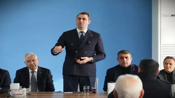 CHP İzmir İl Başkanı Güç, TCDD'ye Ait Mülk Üzerinden Eleştirilere Cevap Verdi