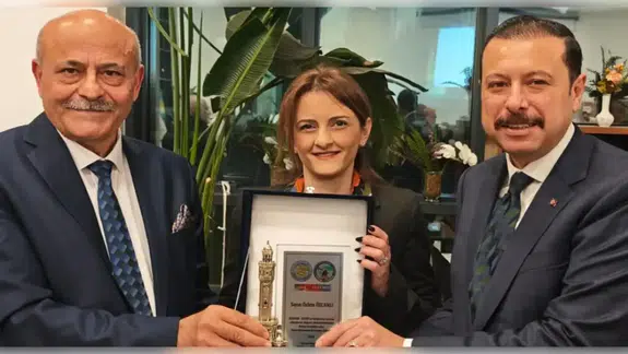 Konyalılar İzmir’de iftar sofrasında buluştu: Yolumuz Mevlana Yolu