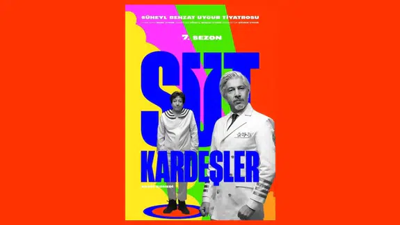 İzmir'de "Süt Kardeşler" Tiyatrosu: Nostalji ve Kahkahalar Bir Arada