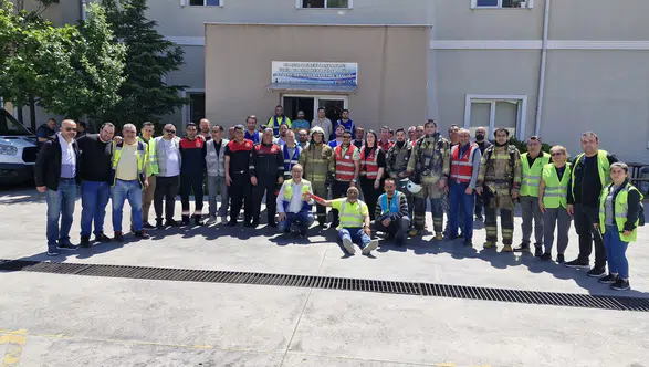 Konak Tünelleri’nde gerçeğini aratmayan deprem ve yangın tatbikatı