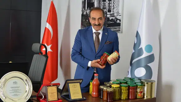 Dünya’nın turşusu İzmir’de kuruldu