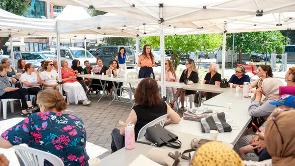 Karşıyaka’da ‘Kadın Gücü Mahallede’ buluşmaları yeniden başladı