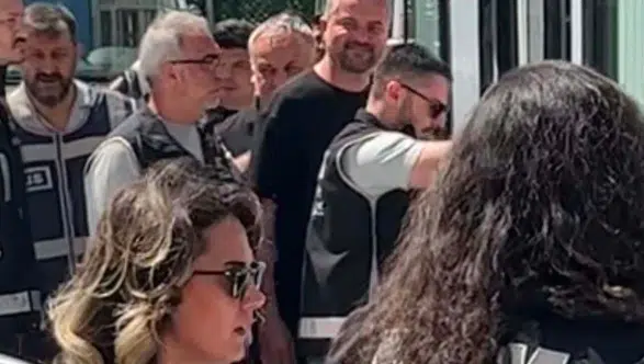 Buca Belediyesi’nde operasyon: Başkan Duman ve eski başkan Kılıç hastaneye sevk edildi