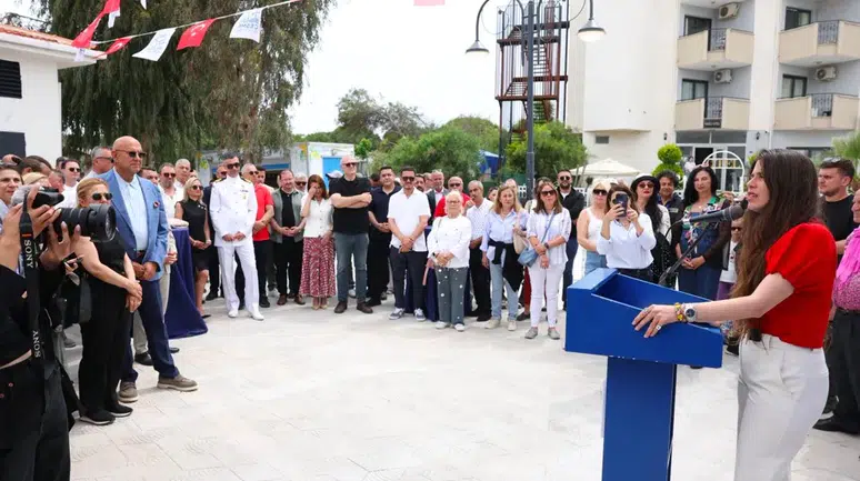 Çeşme’de 19 Mayıs coşkusu Ilıca Atatürk Kültür ve Spor Merkezi’nin açılışıyla taçlandı
