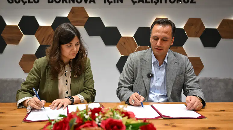 Bornova’da yeşil gelecek için tarihi imza