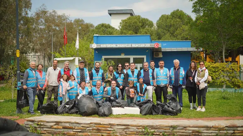 İzmir’de ortak yaşam alanlarında örnek dayanışma