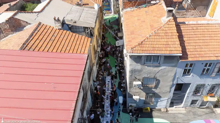 Çıkmaz sokaktan umut sokağına