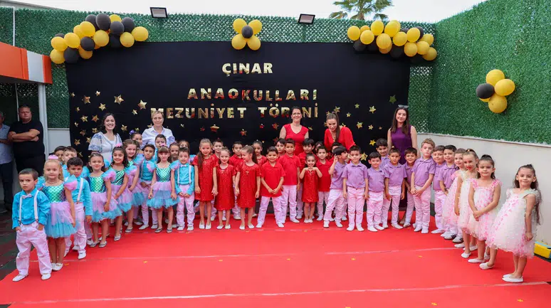 Çınar Anaokulları’nda mezuniyet coşkusu