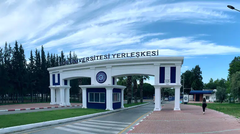 Ege Üniversitesi küresel ligde vites yükseltti: 27 basamak birden tırmandı