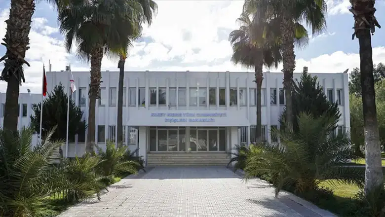 Kıbrıs'ta Temas Hattı İhlali: 3 Rum Vatandaşı Geri Gönderildi