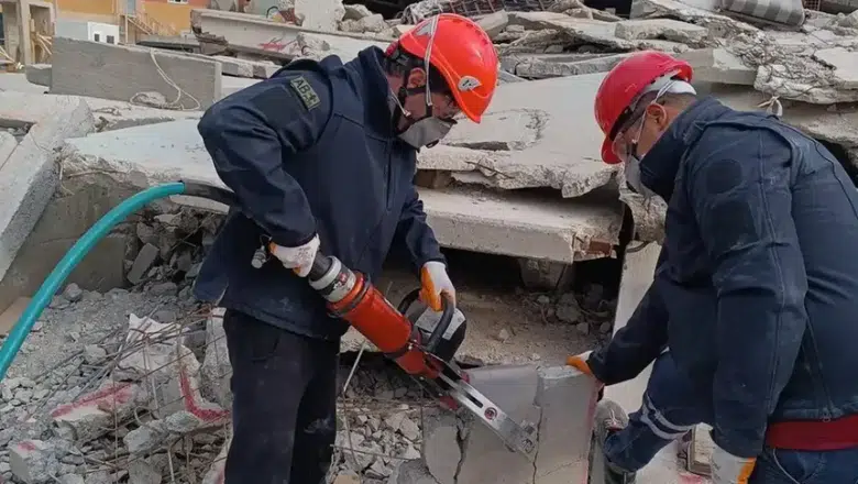 Bayraklı Belediyesi Arama Kurtarma Personeli AFAD Eğitimi Aldı