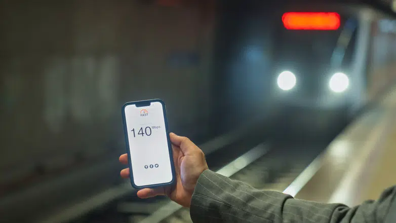 İzmir Metrosu’nda kesintisiz iletişim dönemi başladı