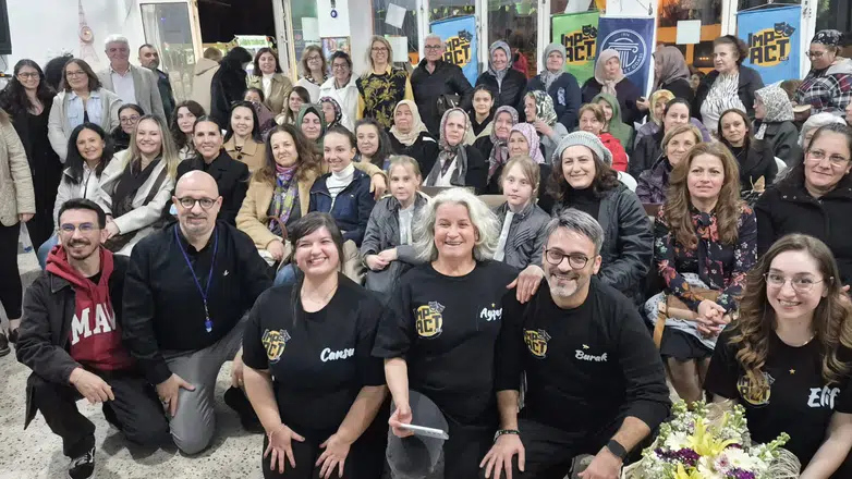 Söke’de Üretici Kadınlar 8 Mart’ı Tiyatro ile Kutladı
