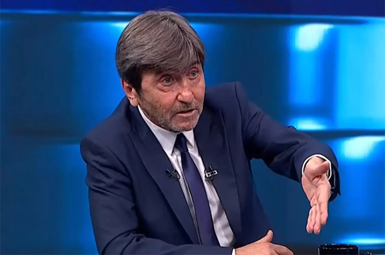 Rıdvan Dilmen'den Osimhen Yorumu: "O Sözler Ayrılığın İşareti, Temmuz'da Açıklar!" 4