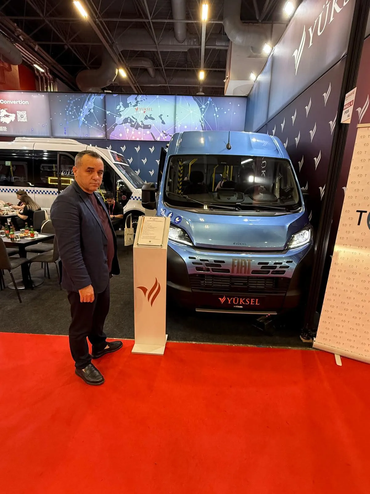 İzmirli minibüsçüler rotayı teknolojiye çevirdi: Geleceğin ulaşımı elektrikli olacak